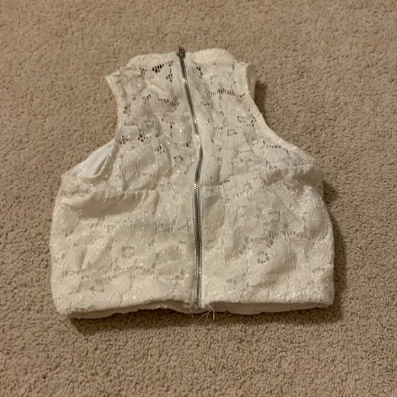 Sparkly halter crop top. - Picture 2 of 2